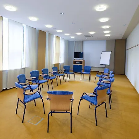 Western Fellbach-stuttgart מלון פלבך